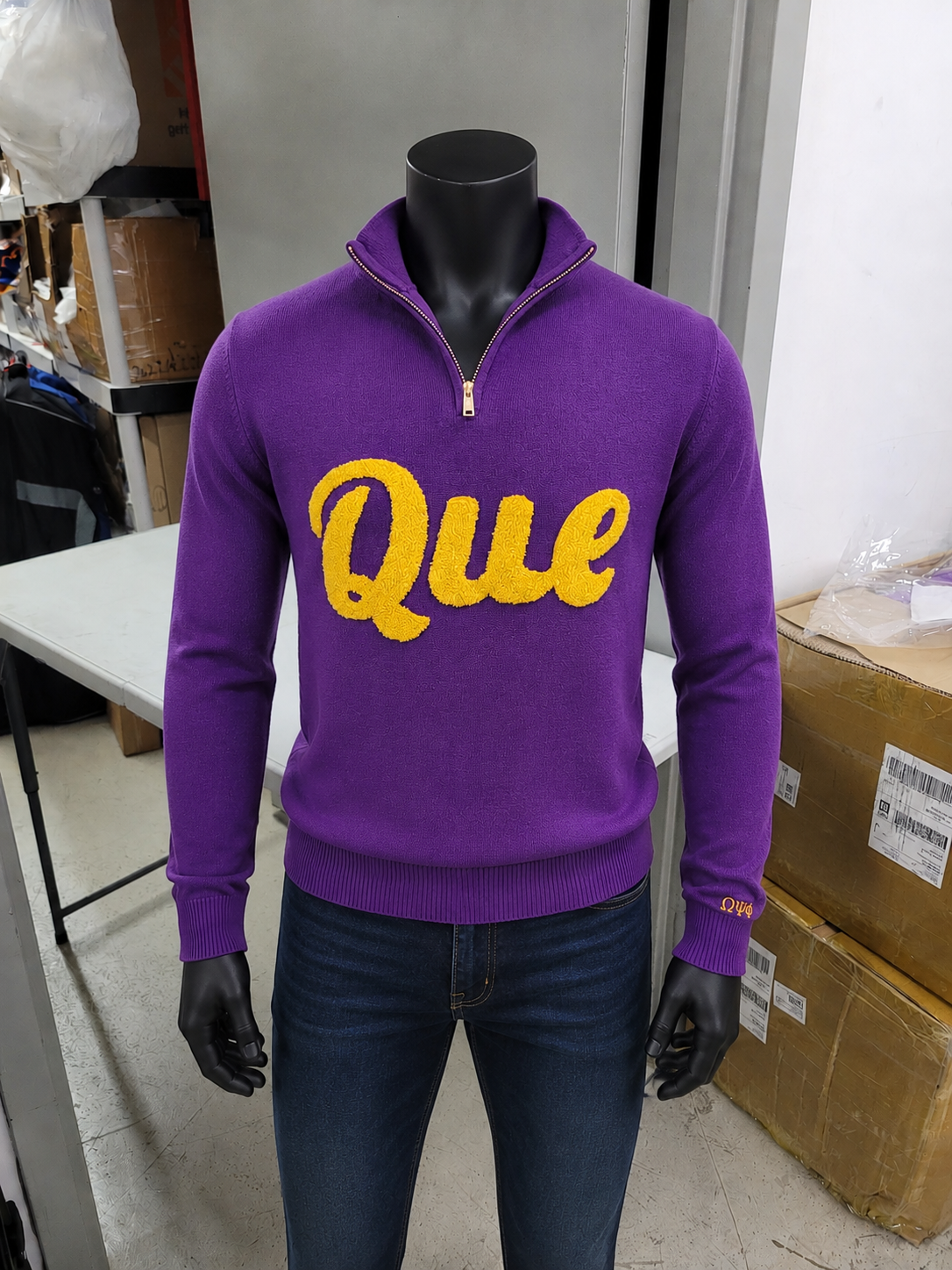 The Que Quarter Zip | Omega Psi Phi