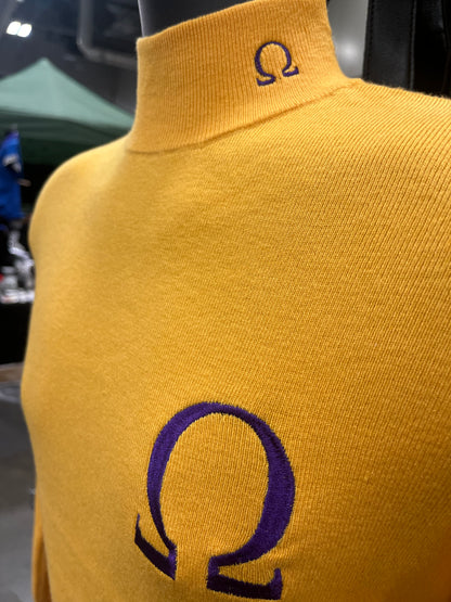 Que Old Gold Turtleneck