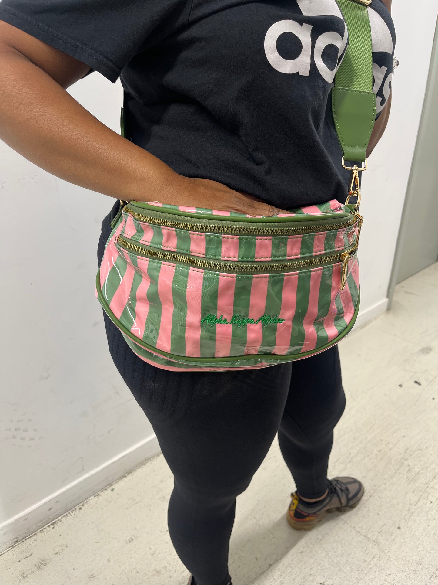 Bubble Crossbody | Alpha Kappa Alpha®️