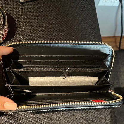 Delta bling wallet